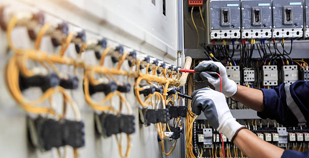 Professional Electrician technician working in Schofield Barracks, HI